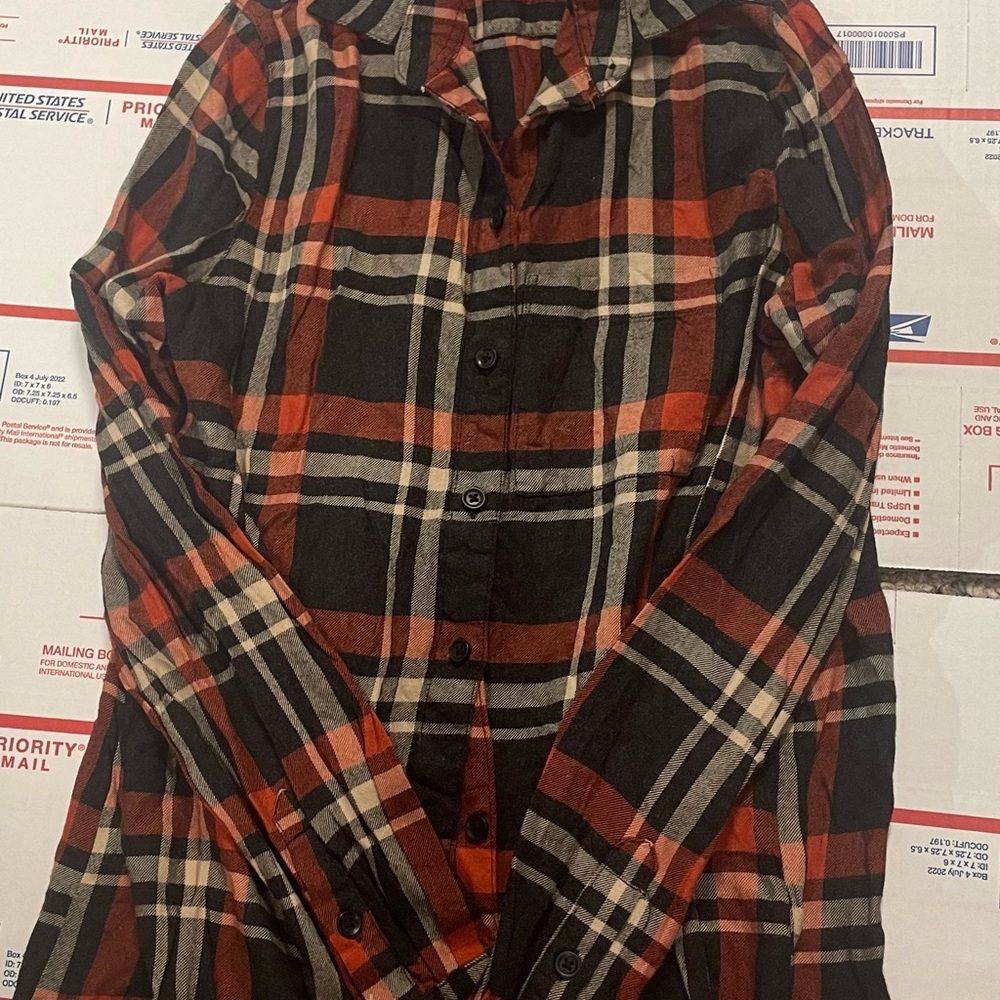 beachlunchlounge Black, Orange & Cream Plaid Button-Down Shirt